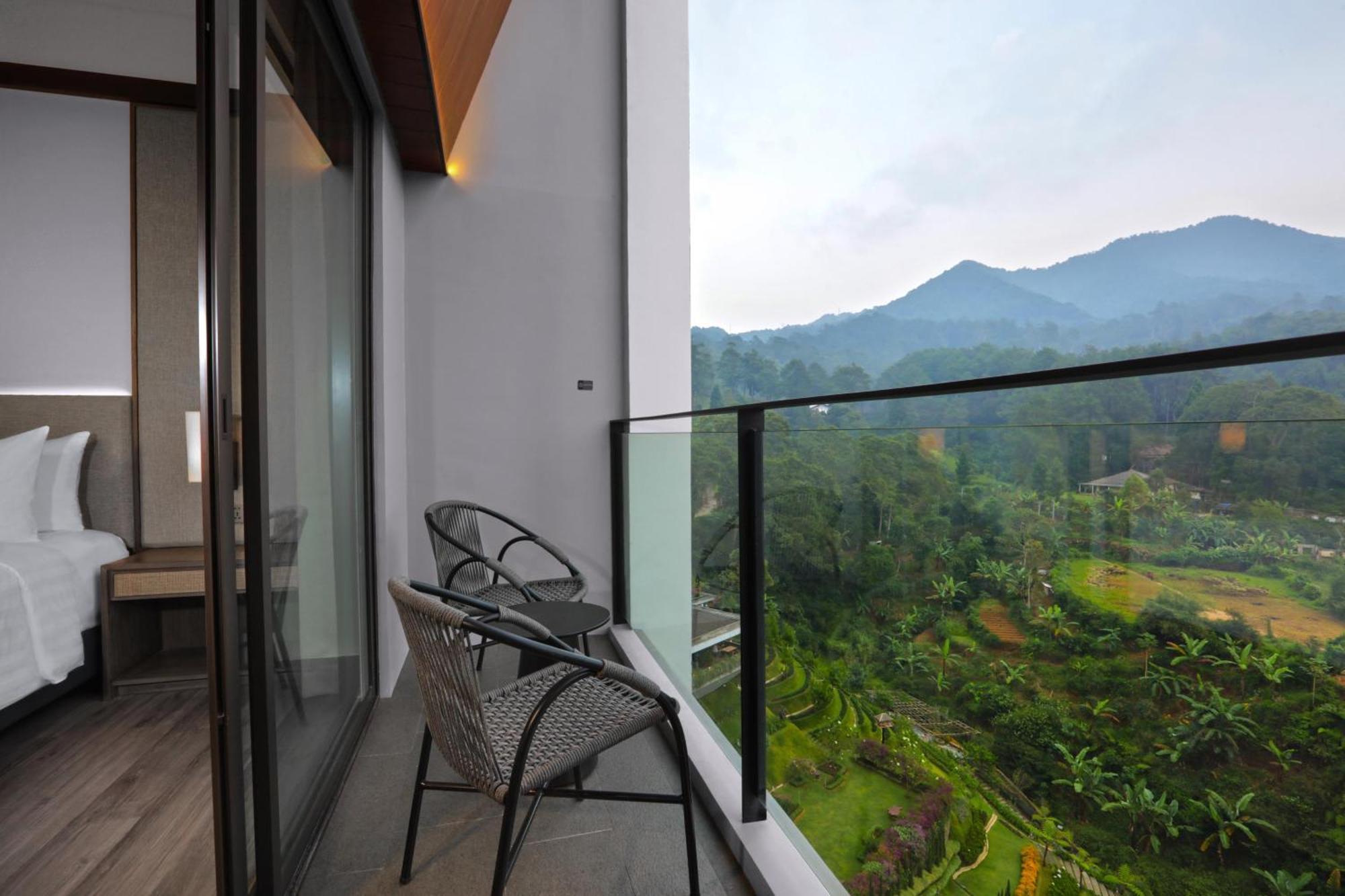 Grand Aston Puncak Hotel & Resort Ciseureuh Esterno foto